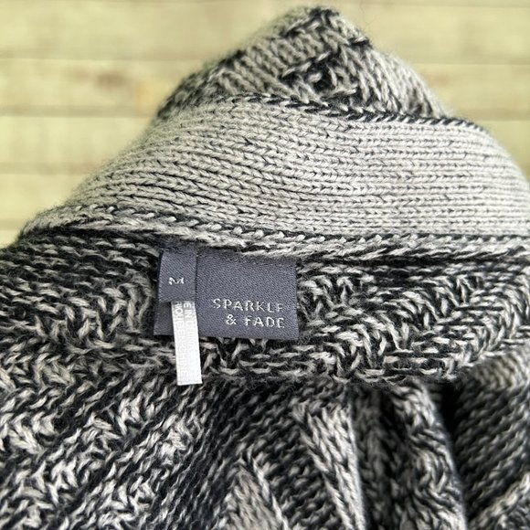 Vintage UO- Sparkle & Fade Batwing Cardigan - Picture 3 of 4